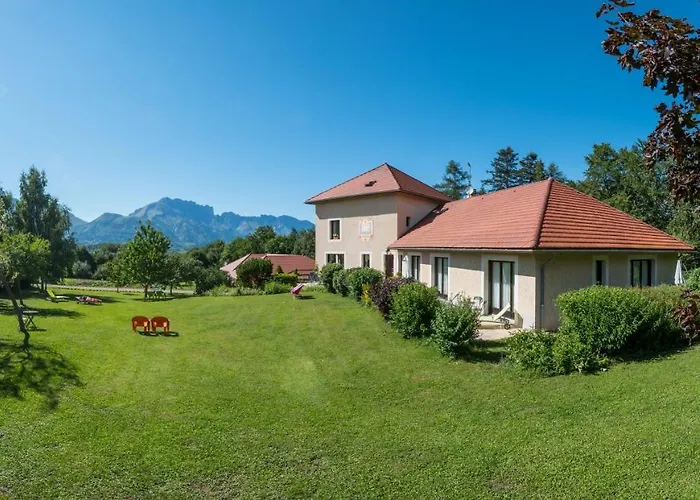 La Combe Fleurie Appartements&Chambres